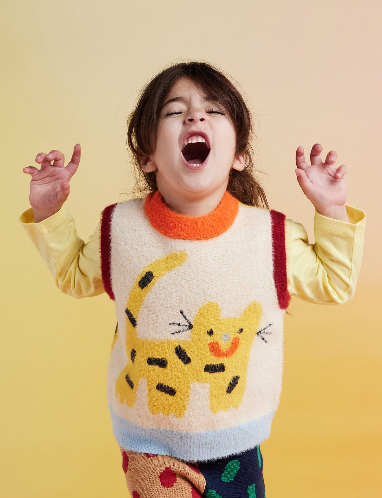 Fluffy Knit Vest / Zoo Crew