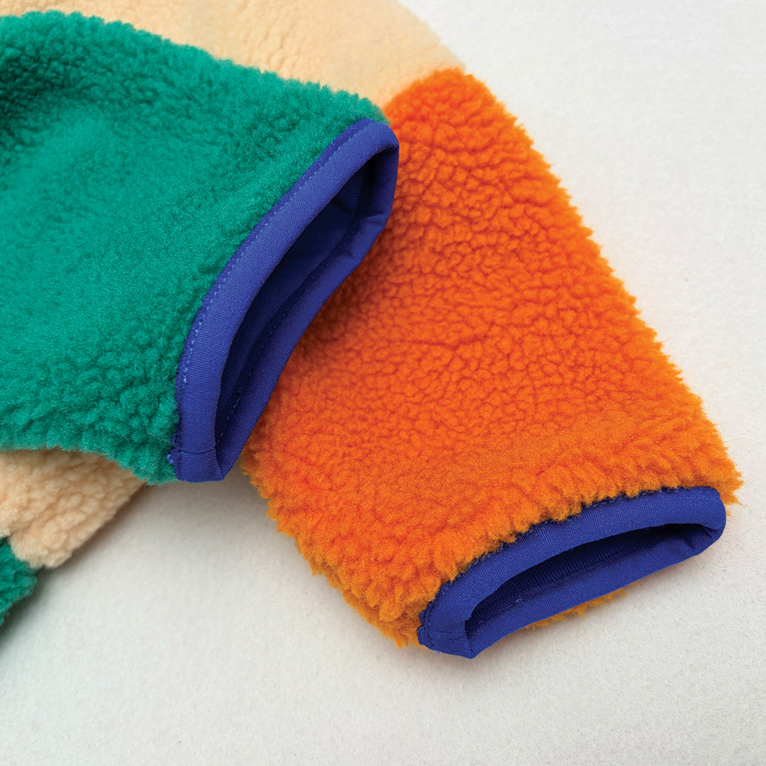 Wool-like plushness, feather-light weight