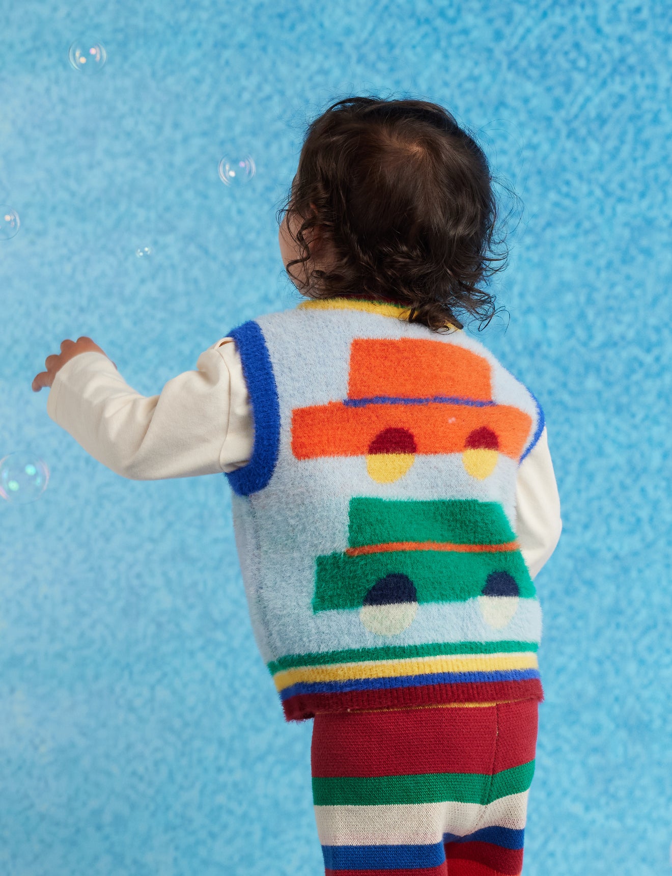 Fluffy Knit Vest / Beep Beep