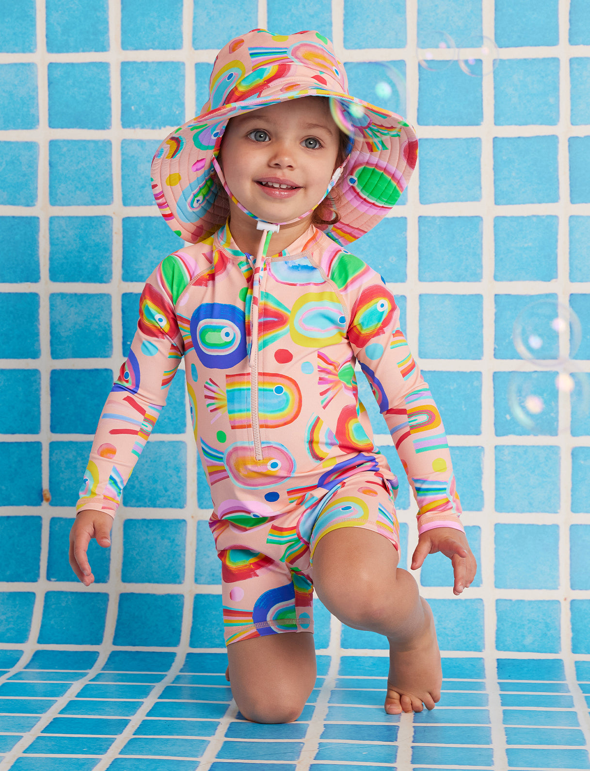 Swim Bucket Hat Fancy Fins